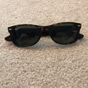 NEW Ray-Ban Polarized Tortoise Wayfarers